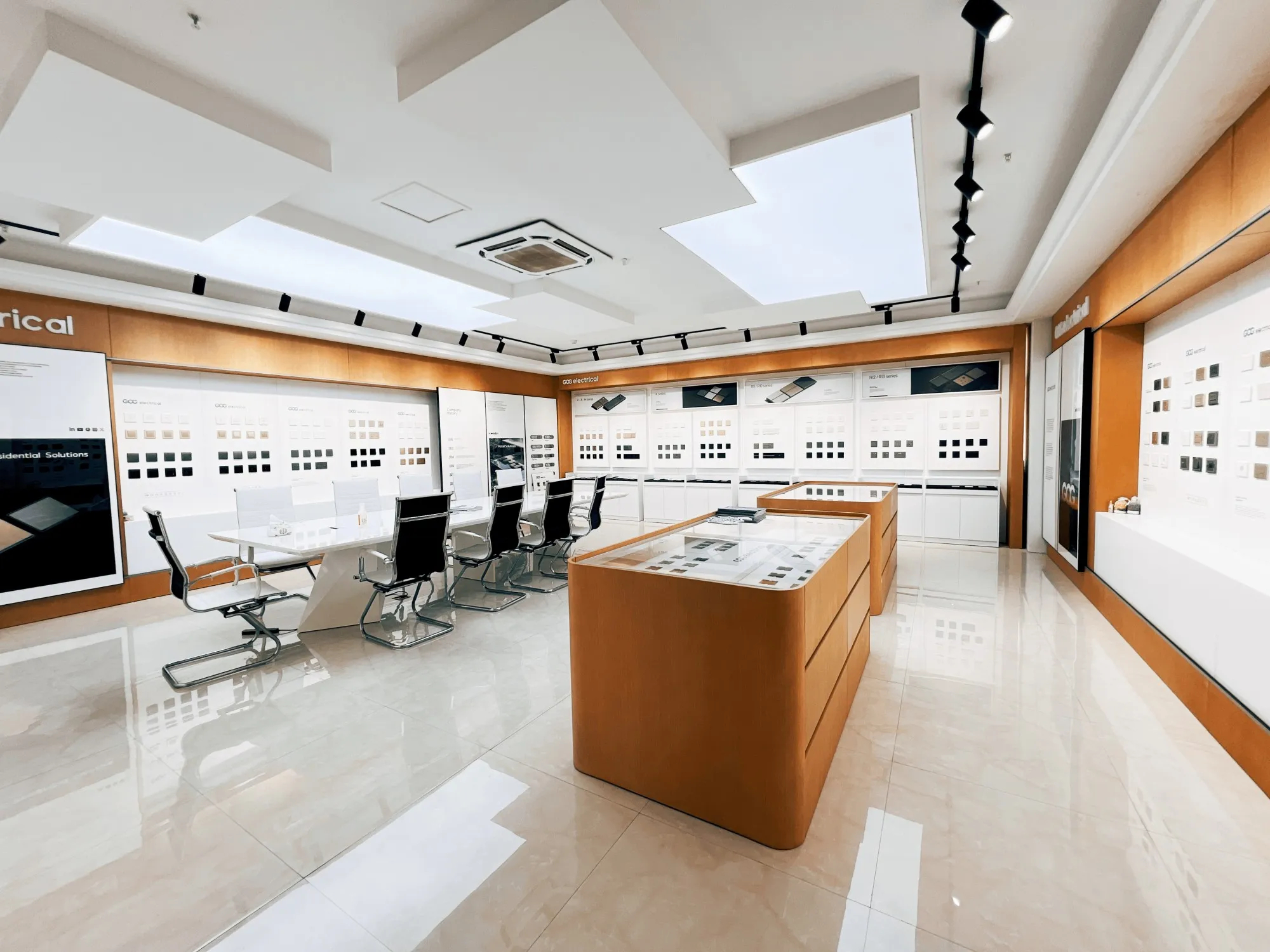 A70 floor power outlet display support for distributor partners