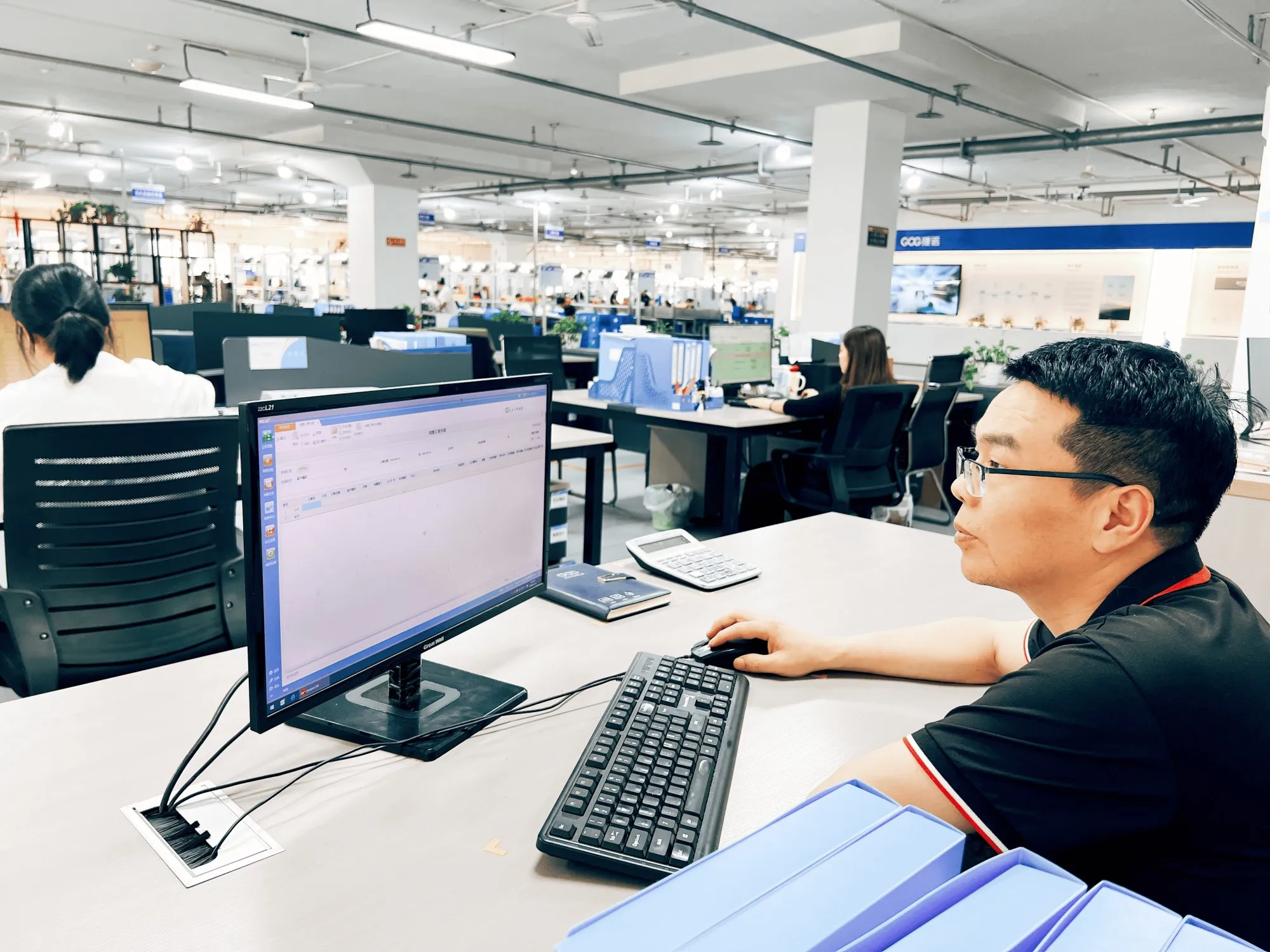 R16 high endurance wall switch quality control inspection